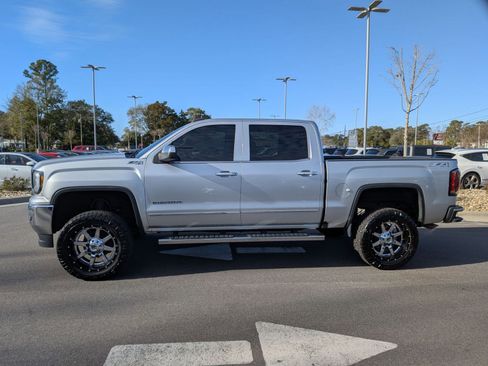 Used 2018 GMC Sierra 1500 SLT image 6