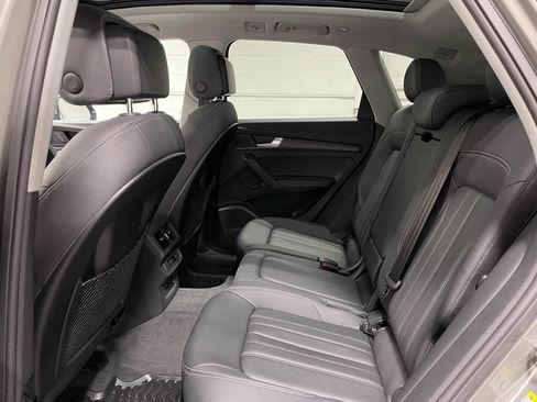 Used 2023 Audi Q5 2.0T Premium Plus w/ Premium Plus Package AWD/4WD image 17