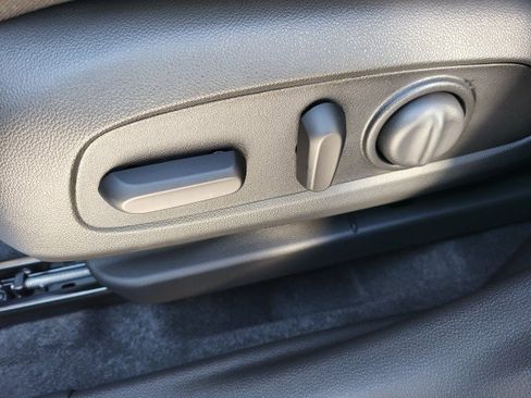 New 2026 Chevrolet Trax RS w/ Driver Confidence Package image 20