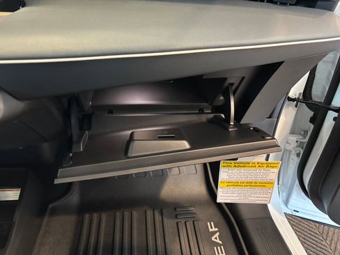 New 2026 Nissan Leaf SV+ w/ Floor Mat Package (SV+) image 30