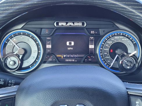 Used 2019 RAM 1500 Limited w/ Advanced Safety Group AWD/4WD image 19