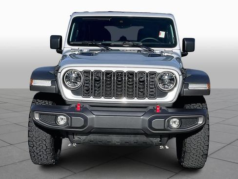 Used 2024 Jeep Wrangler Unlimited Rubicon w/ Technology Group image 3