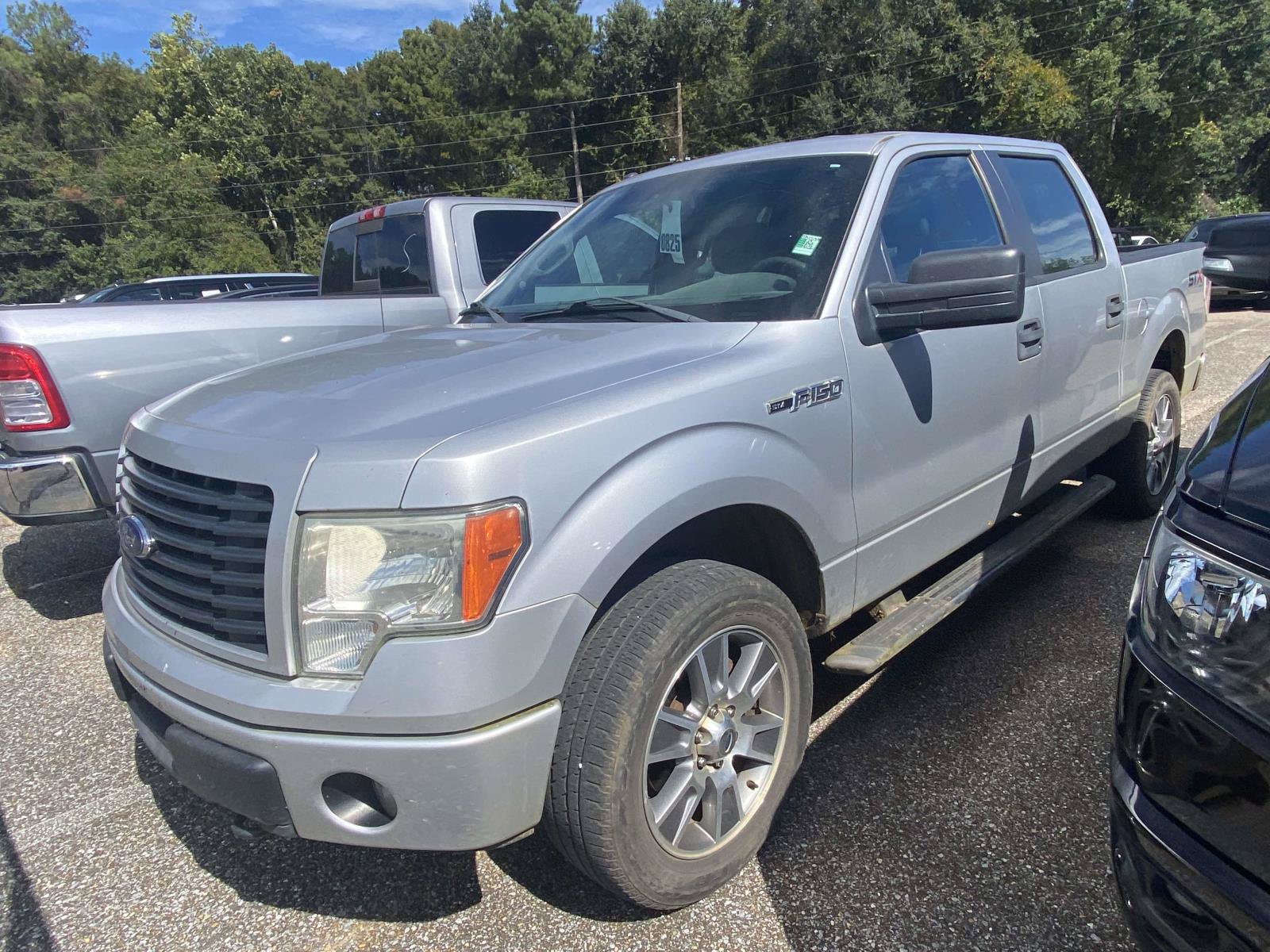 Used 2014 Ford F150 STX w/ Equipment Group 201A Mid AWD/4WD image 2