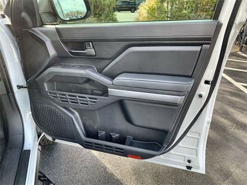 New 2025 Toyota Tacoma SR5 image 13