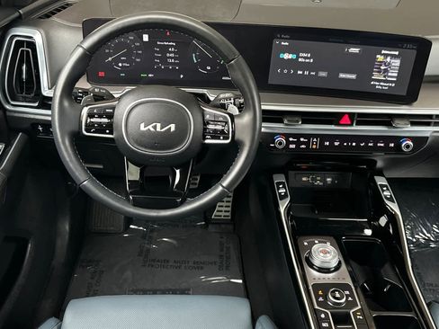Used 2025 Kia Sorento SX Prestige image 15