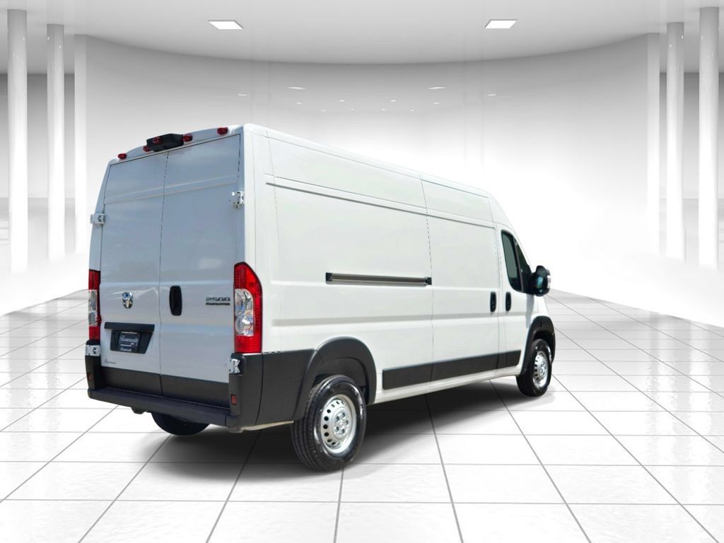 Used 2026 RAM ProMaster 2500 w/ Convenience Group FWD image 3