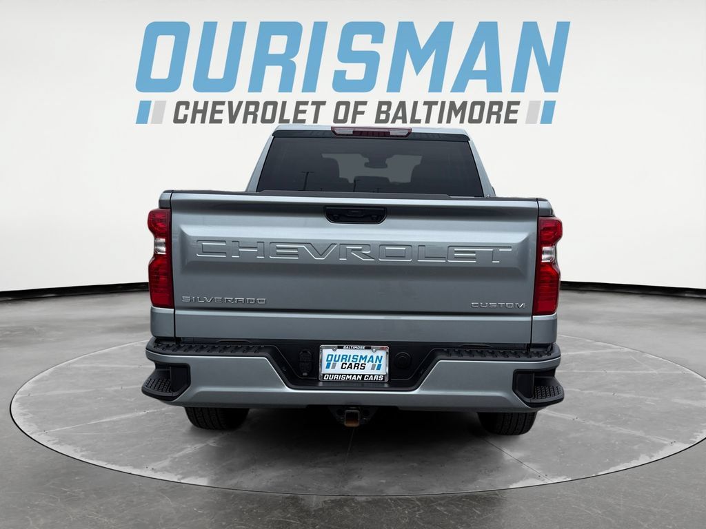 Used 2026 Chevrolet Silverado 1500 Custom AWD/4WD image 5