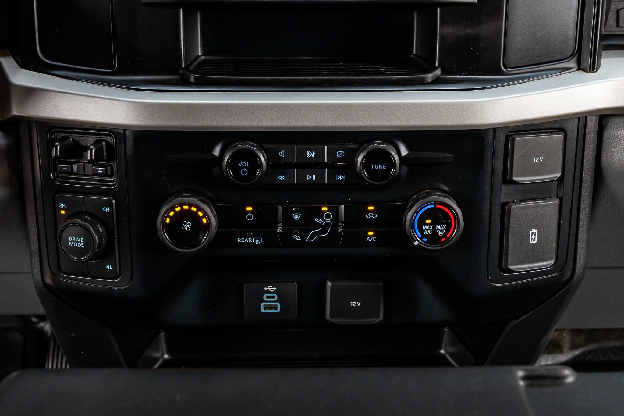 Used 2023 Ford F350 XL AWD/4WD image 23