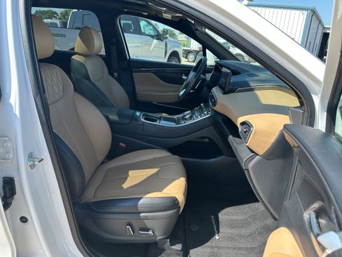 Used 2022 Hyundai Santa Fe Calligraphy image 12