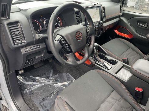 Certified 2022 Nissan Frontier PRO-4X w/ Off-Road Protection Package image 14