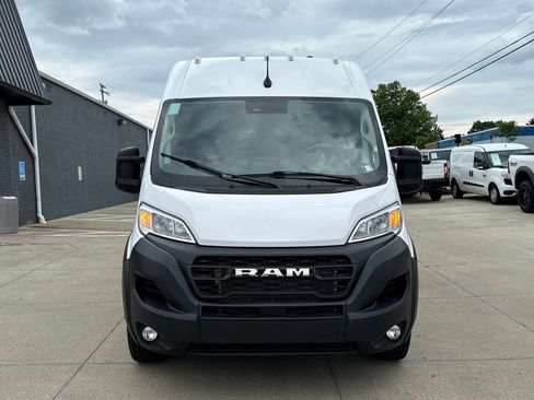 Used 2025 RAM ProMaster 2500 w/ Convenience Group FWD image 20