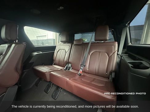 Used 2024 Ford Expedition Max Limited image 13