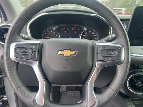Used 2024 Chevrolet Blazer LT w/ Convenience Package image 7