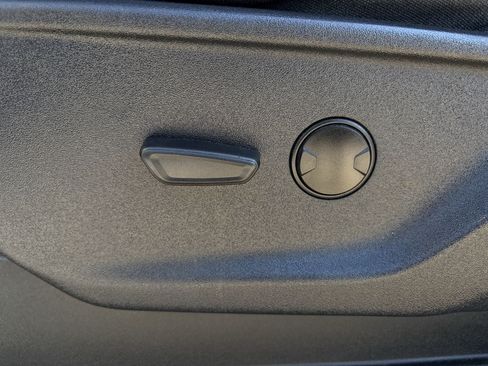 Used 2023 Ford F150 XLT RWD image 27