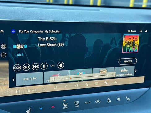 New 2026 Nissan Leaf Platinum+ w/ Cargo Package (Platinum+) image 22