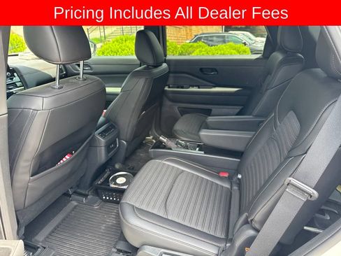 Certified 2024 Nissan Pathfinder Rock Creek AWD/4WD image 11