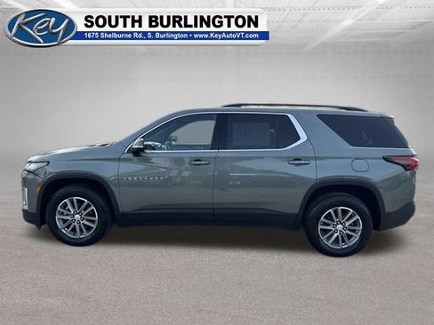 Used 2023 Chevrolet Traverse LT AWD/4WD image 3