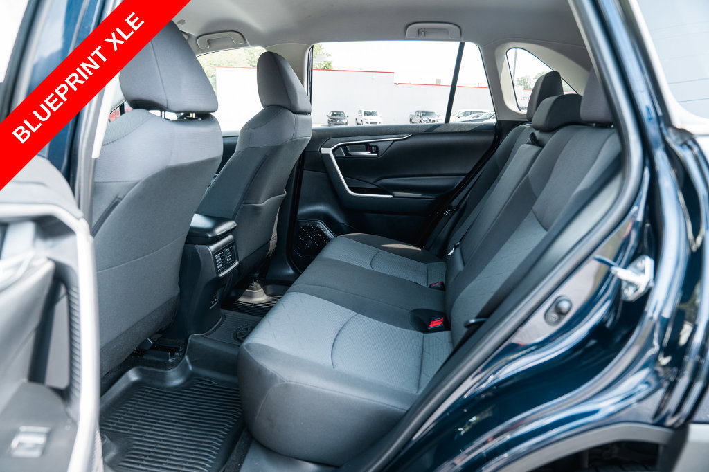 Certified 2025 Toyota RAV4 XLE FWD image 26