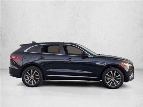 Used 2024 Jaguar F-PACE R-Dynamic S image 4