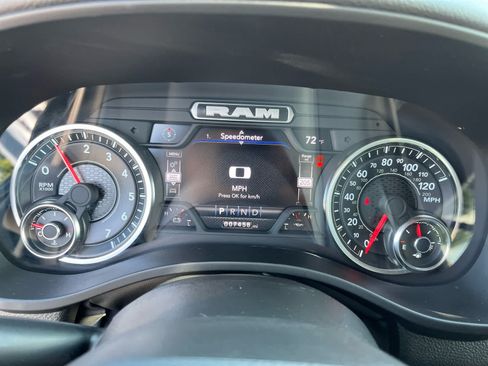 Used 2024 RAM 1500 Big Horn AWD/4WD image 14