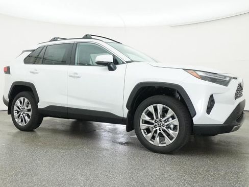 New 2025 Toyota RAV4 Limited image 28