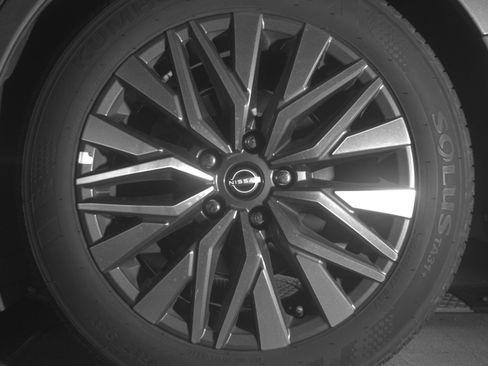 Used 2025 Nissan Altima 2.5 SV image 14