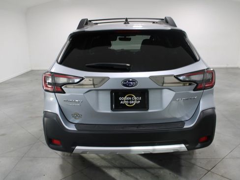Used 2023 Subaru Outback Limited image 8