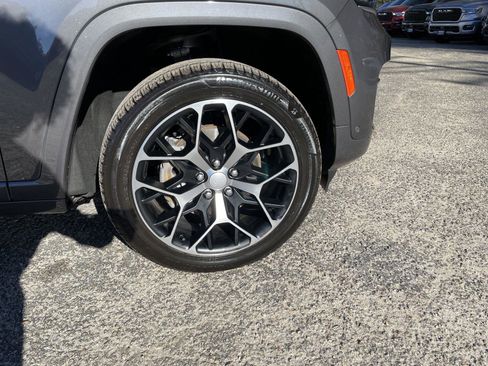 Certified 2022 Jeep Grand Cherokee Summit image 64