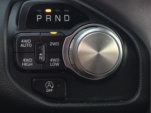 Used 2023 RAM 1500 Laramie AWD/4WD image 14