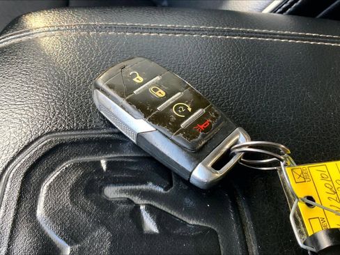 Used 2020 RAM 1500 Laramie image 13