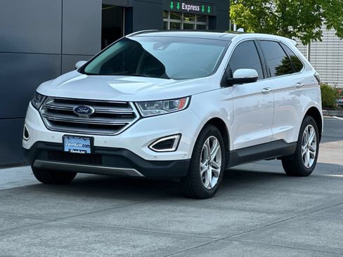 Used 2016 Ford Edge Titanium w/ Equipment Group 302A AWD/4WD image 7