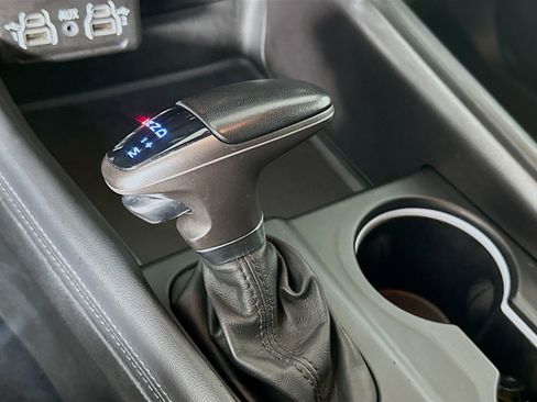 Used 2024 Dodge Durango SXT image 24