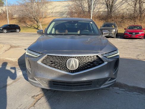 Used 2023 Acura MDX SH-AWD w/ Technology Package image 2