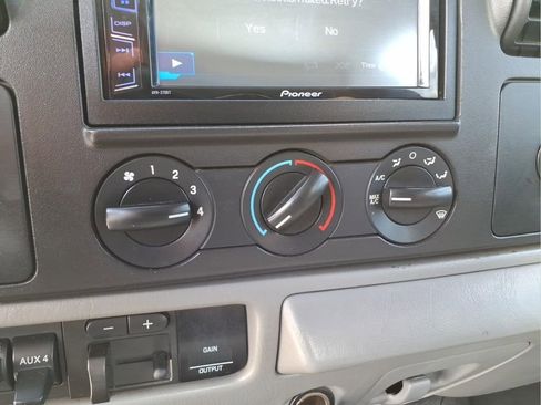 Used 2006 Ford F350 XLT AWD/4WD image 23