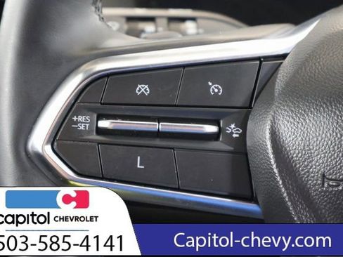 Used 2025 Chevrolet Equinox LT image 16