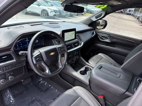 Used 2024 Chevrolet Tahoe Premier RWD image 14
