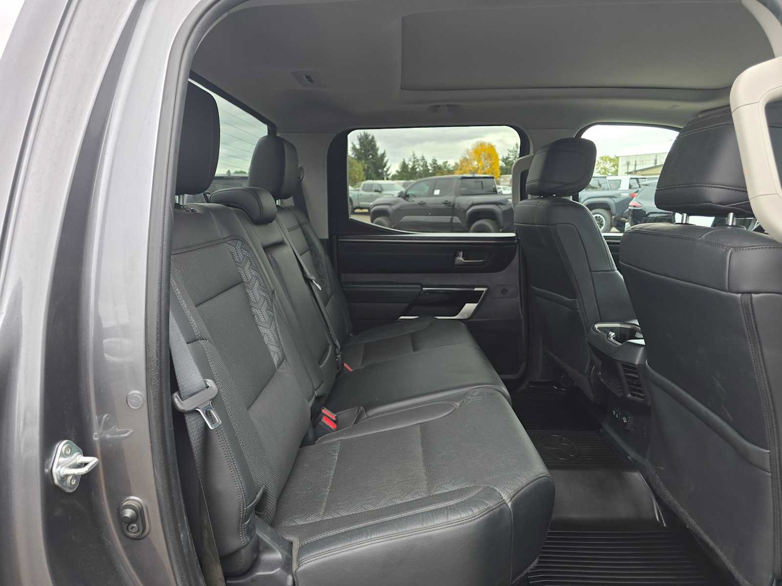 Used 2024 Toyota Tundra Limited AWD/4WD image 14