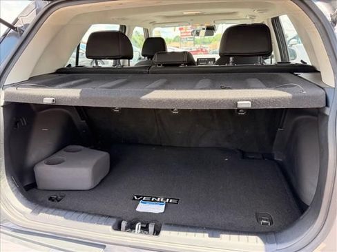 Used 2025 Hyundai Venue SEL FWD image 28