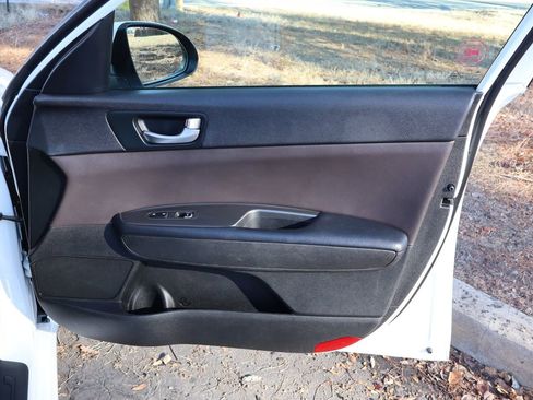 Used 2020 Kia Optima LX image 26