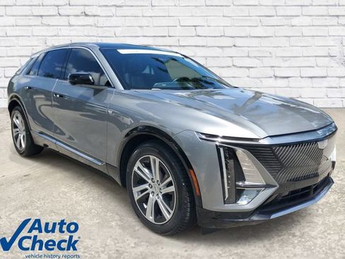Certified 2024 Cadillac Lyriq Tech RWD image 5