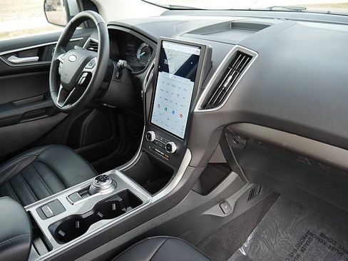 Used 2024 Ford Edge SEL w/ Convenience Package image 54