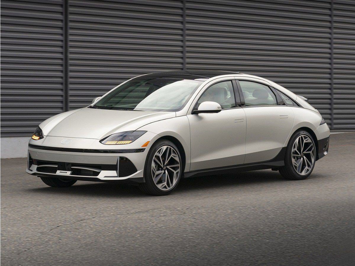 Certified 2023 Hyundai Ioniq 6 SE RWD image 1