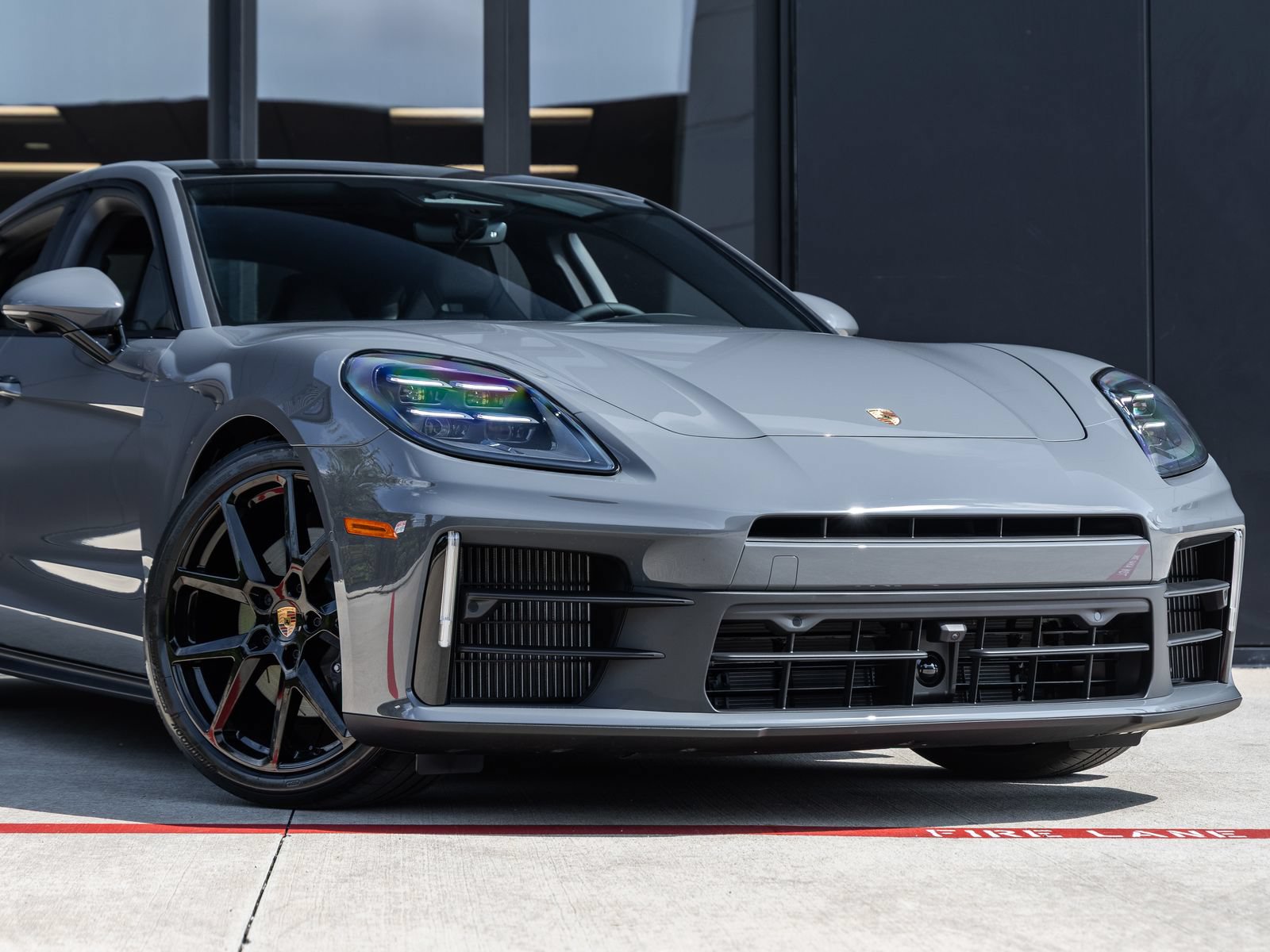 New 2026 Porsche Panamera 4 AWD/4WD image 9