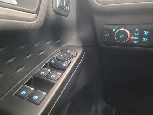 Used 2020 Ford Escape SEL FWD image 27