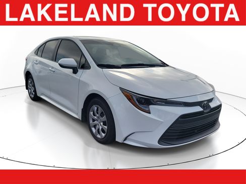 Used 2026 Toyota Corolla LE FWD image 1