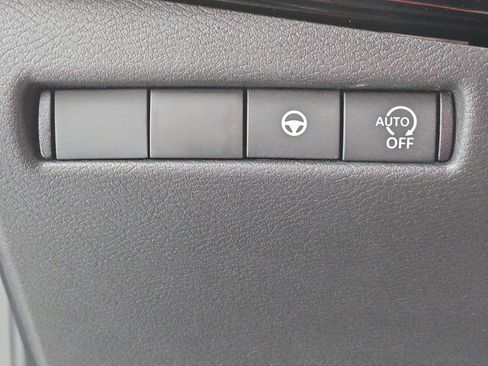 New 2026 Nissan Kicks SR FWD image 25