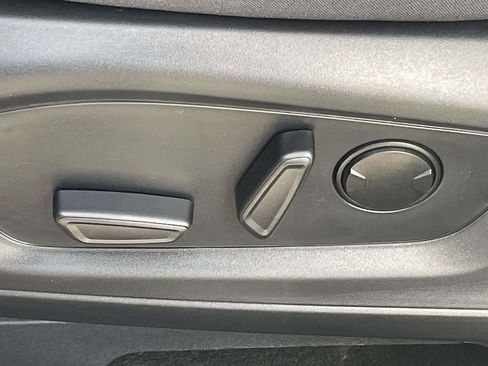 New 2026 Ford Explorer Active RWD image 14