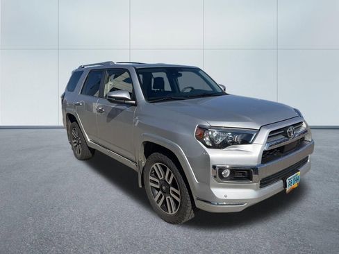 Used 2020 Toyota 4Runner Limited AWD/4WD image 3