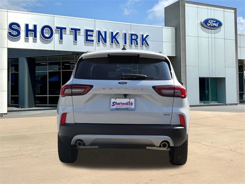 New 2025 Ford Escape SE image 7