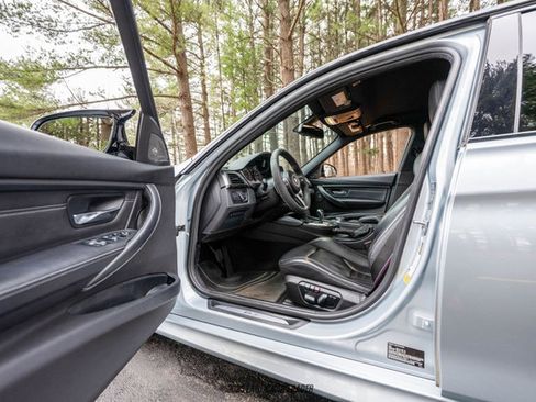 Used 2018 BMW M3 image 57